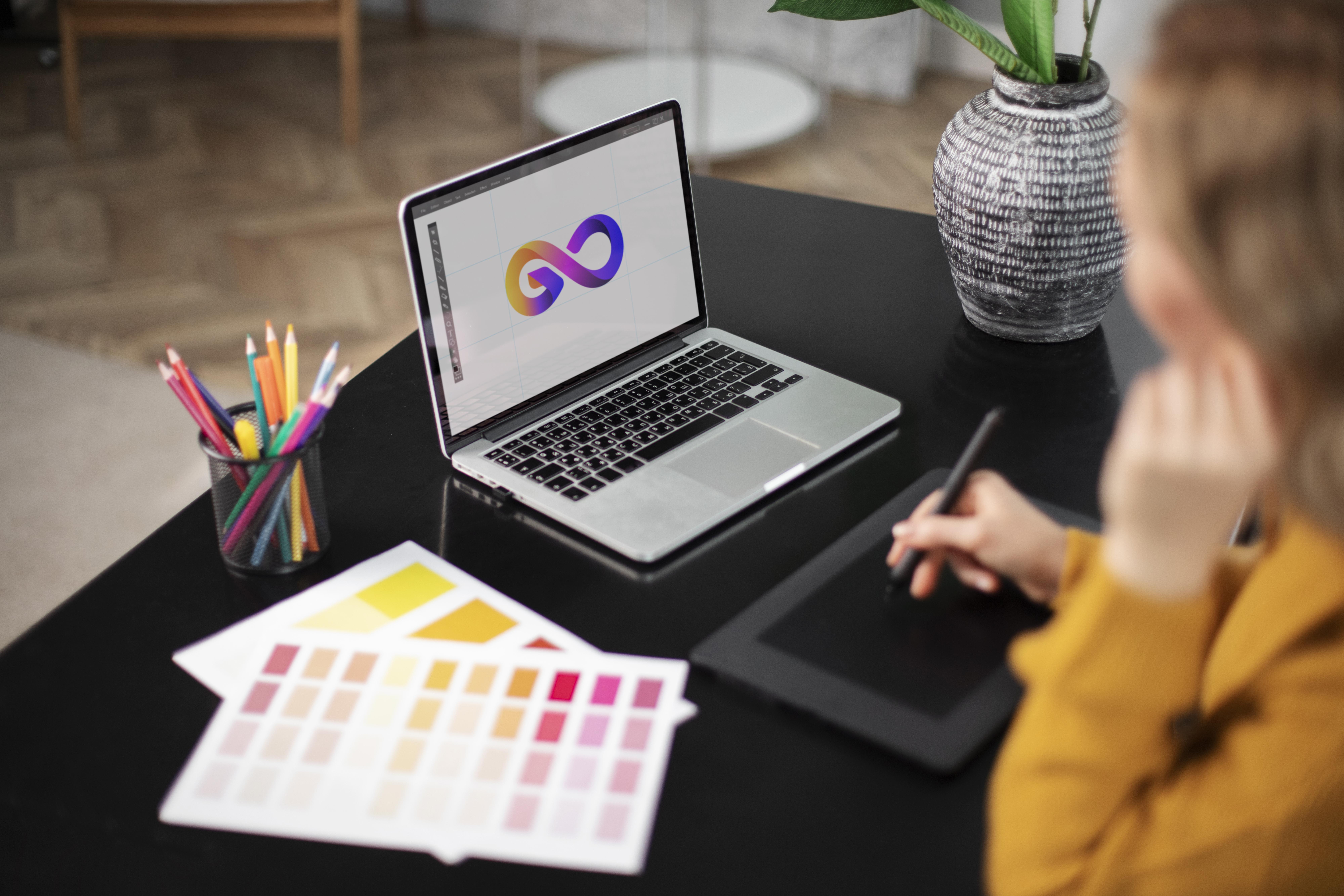 Logo Applications